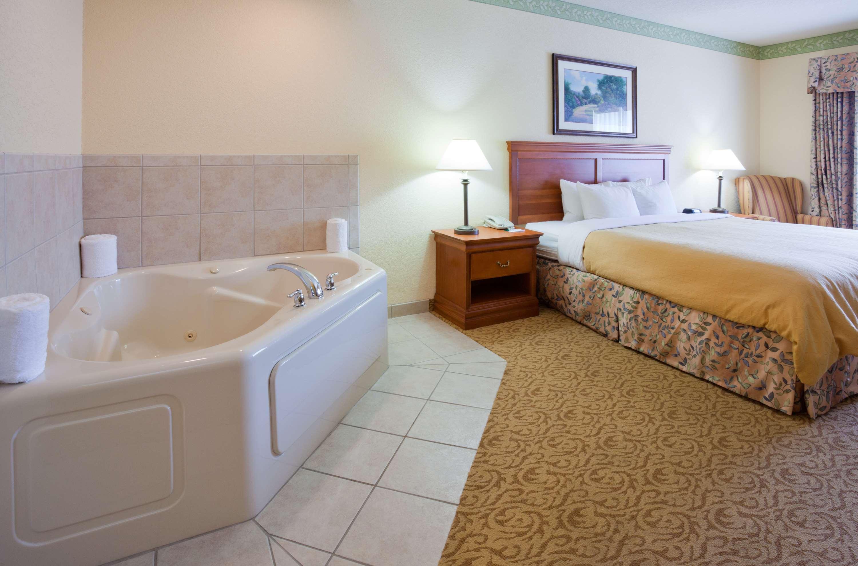 Country Inn & Suites By Radisson, Madison Southwest, Wi Fitchburg Экстерьер фото
